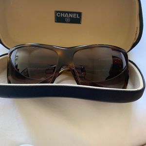 Authentic Chanel Women Sunglasses